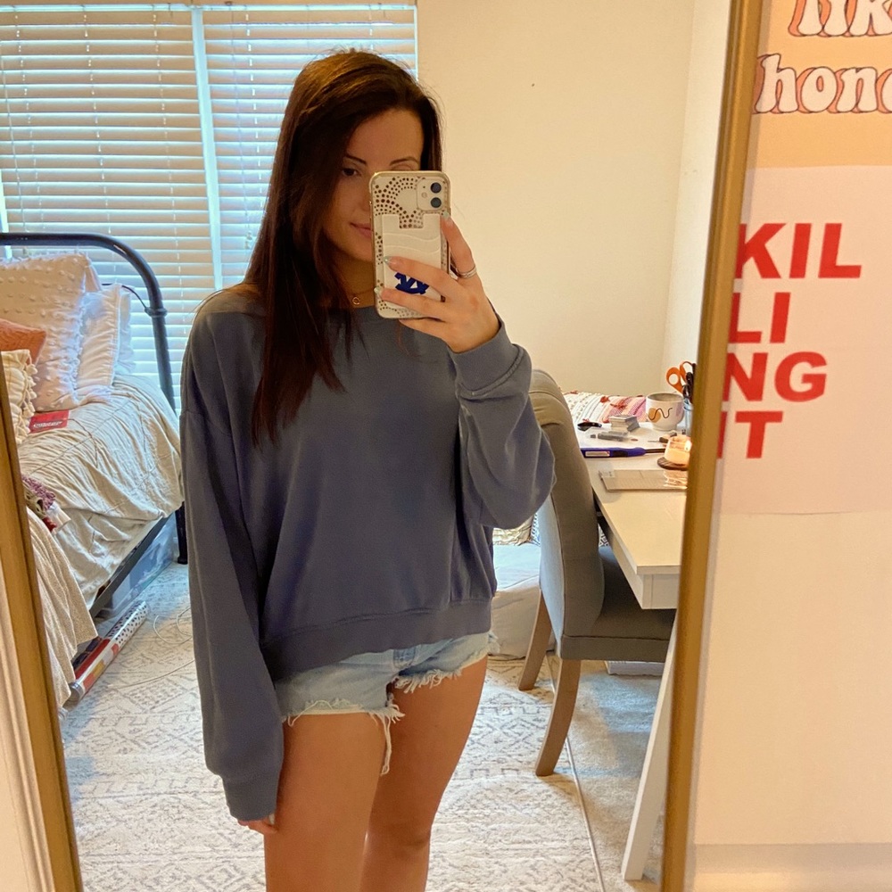 oversized blue sweatshirt